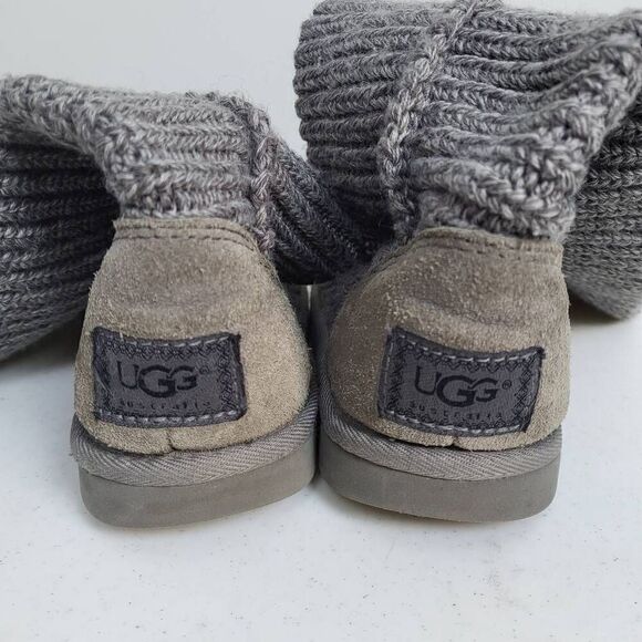 UGG Australia Classic Cardy Gray Knit Sweater Boots Size 7 Tall Slouch Top - Picture 2 of 9